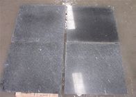 Le mattonelle grige della pietra del granito della neve con bianco venato la densità ³ di m./di 2.8kg