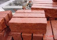 Le mattonelle naturali rosse delle pietre per lastricati per la scala fanno un passo/il materiale granito del controsoffitto