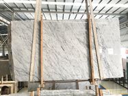 La vanità bianca del bagno del marmo di Venato di cararra di Bianco completa per il rennovation di ospitalità