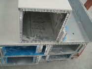Il favo di alluminio anodizzato peso leggero riveste 2440x1220mm di pannelli