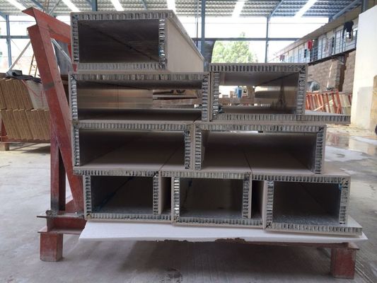 Il composto di alluminio del favo della pietra leggera antiurto riveste 10mm di pannelli